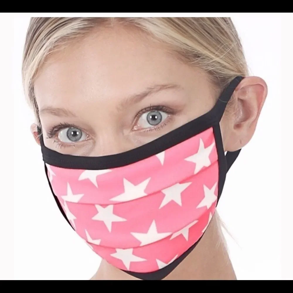 3/$15 BE A STAR! FACE MASK‎